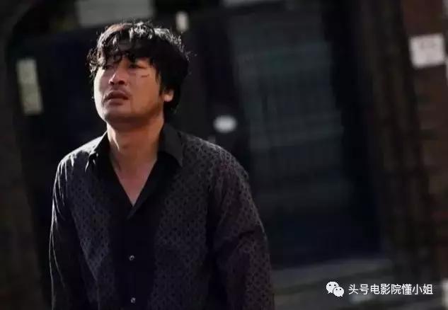 暗数杀人的演员，暗杀演员表介绍（今年称霸韩国影坛的两个男人都是50岁）