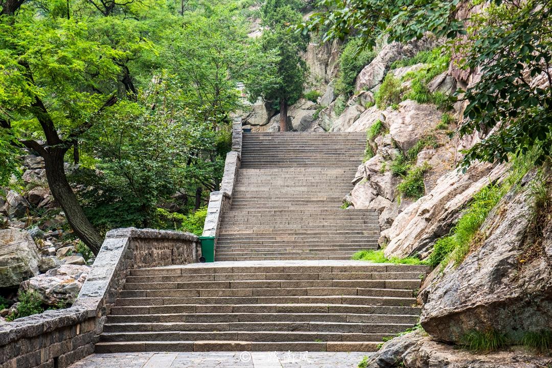 华山在哪，华山在哪个省哪个市（很多人说不出准确答案）