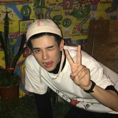 男头像高冷真人，酷帅高冷真人男生头像（最新微信男生头像大全高冷帅气）