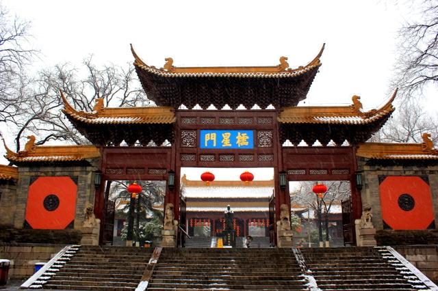 明孝陵是谁的墓，中国第一凶墓是谁的墓（但真相要等到孝陵地宫打开）