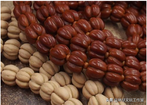 适合做手串的植物种子，适合做手串的植物种子是什么（这些路边捡的树籽儿串成手串）