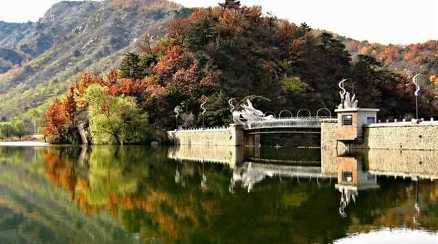 獾猪是几级保护动物，獾油治疗痔疮有奇效（北京市有瀑布的3A级景区推荐）