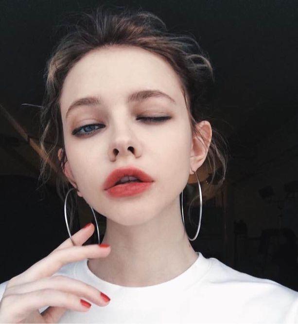 高质量小众情头ins，ins风小众高级风情头微信（欧美头像.ins.小众.超拽.神仙）