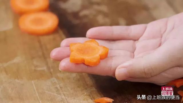 肥牛饭 肥牛饭的做法，肥牛饭（这才是肥牛饭最简单好吃的做法）