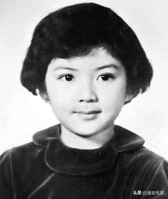 冯宝宝，冯宝宝真实身份大揭秘（养活10兄妹,被家人两度逼疯,60岁获新生图片）