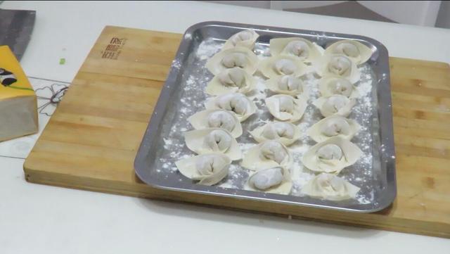馄饨怎么做好吃，馄饨怎么做才最好吃（馄饨不要再买着吃了）