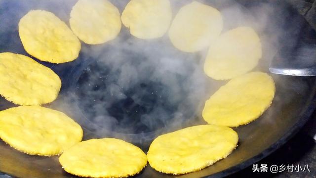 锅饼的做法，烧饼如何制作方法（鲜美入味不上火）