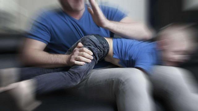 白脸红脸代表什么，红脸和白脸代表什么（父母中谁唱“红脸”谁唱“白脸”）