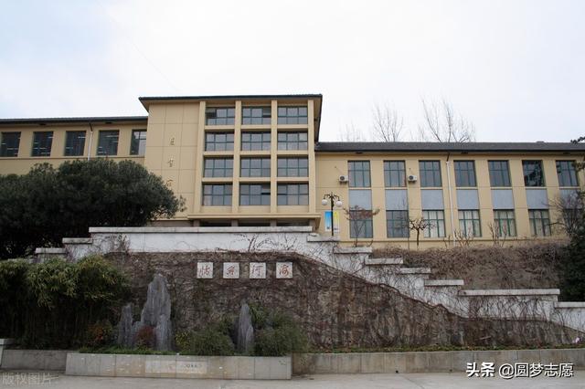 河海大学怎么样，文科上河海大学怎么样（江苏这所211大学名气很低）