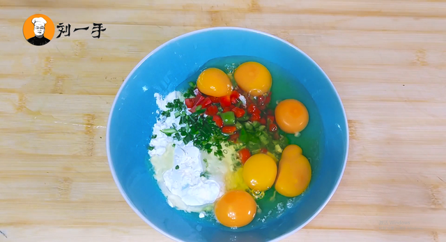 面粉怎么做煎饼，用面粉怎样做煎饼才好吃（轻松做出营养美味鸡蛋饼）