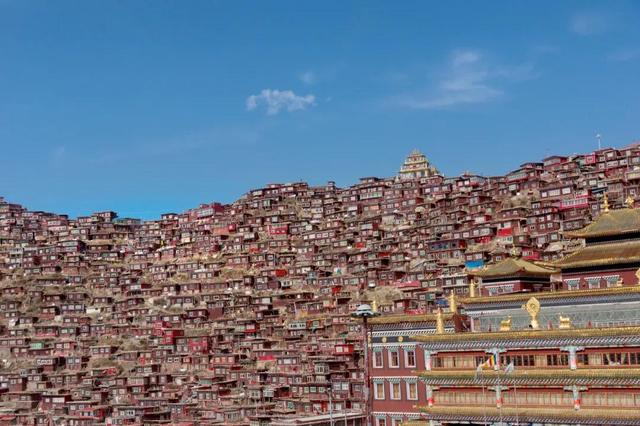 丁真老家在哪里，丁真家住哪里（丁真的老家甘孜，早该爆红了）