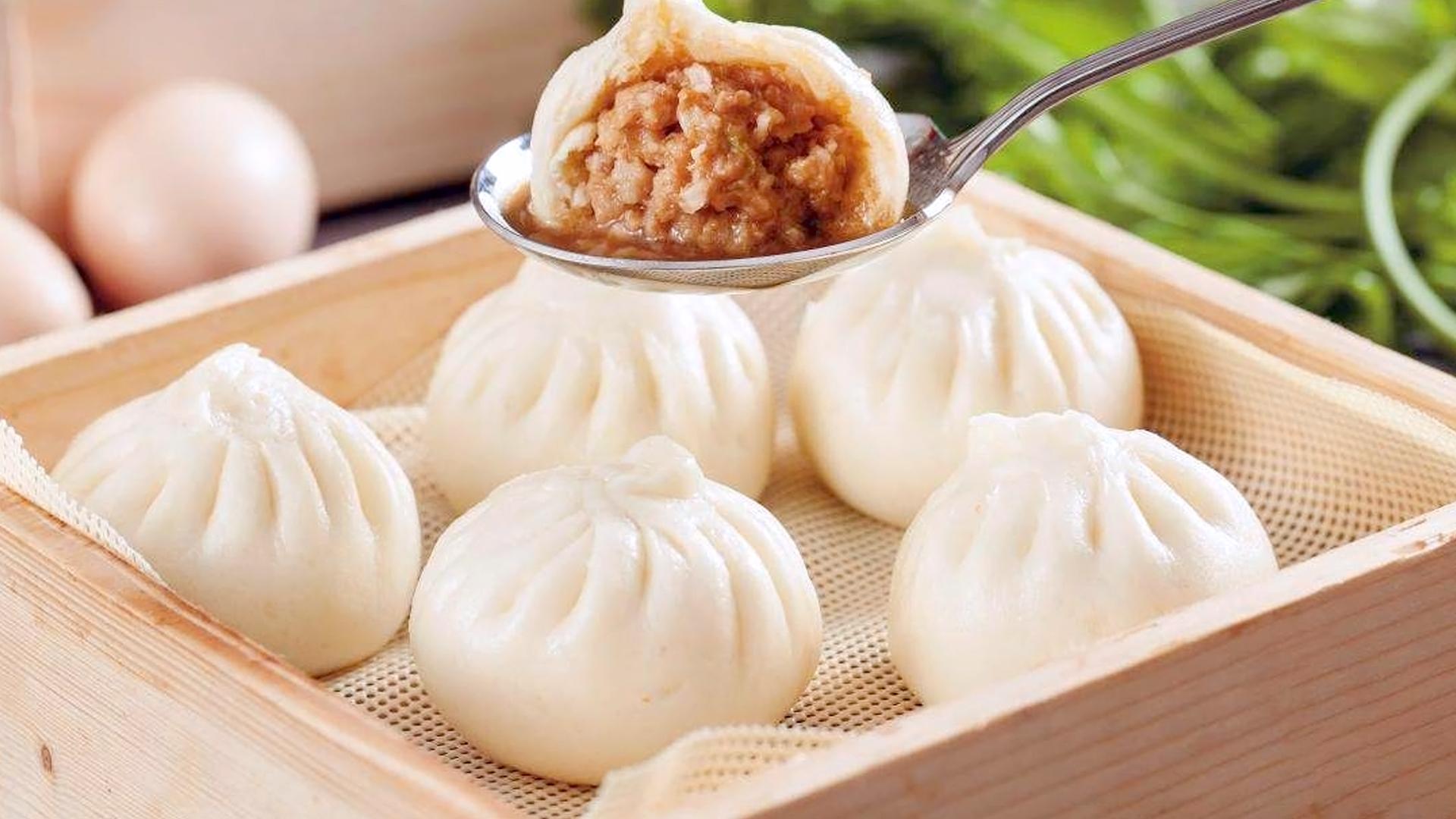 尤其是猪肉大葱这种馅儿,今天蓉儿分享的这款猪肉大葱包子,制作超级