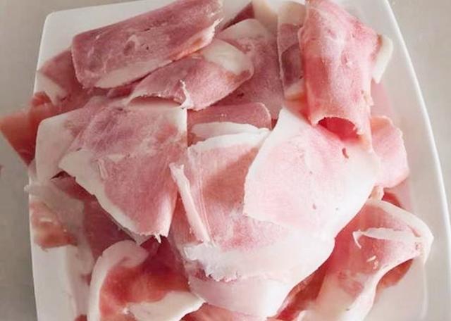 鲜羊肉怎么保存，冬季新鲜羊肉的保存方法（放冰箱冻起来天冷吃特省事）