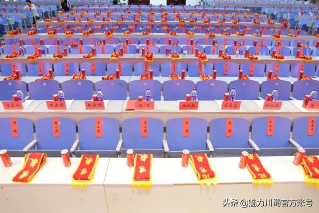 绵阳中学英才学校，绵阳英才学校（绵阳英才实验学校在哪里）