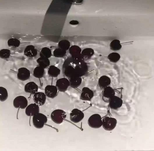 伤感   失恋，微信头像，伤感   失恋（限量版+丧+套图）