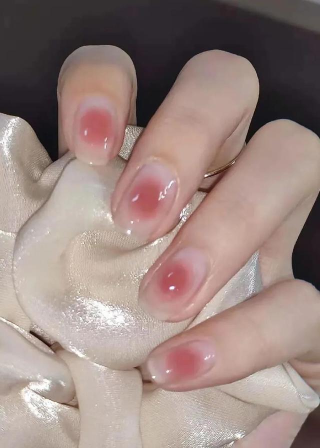 奶油滤镜/可爱/甜美/表情包/欧美/妆容，微信头像，奶油滤镜/可爱/甜美/表情包/欧美/妆容（时髦显白，拿图去做）