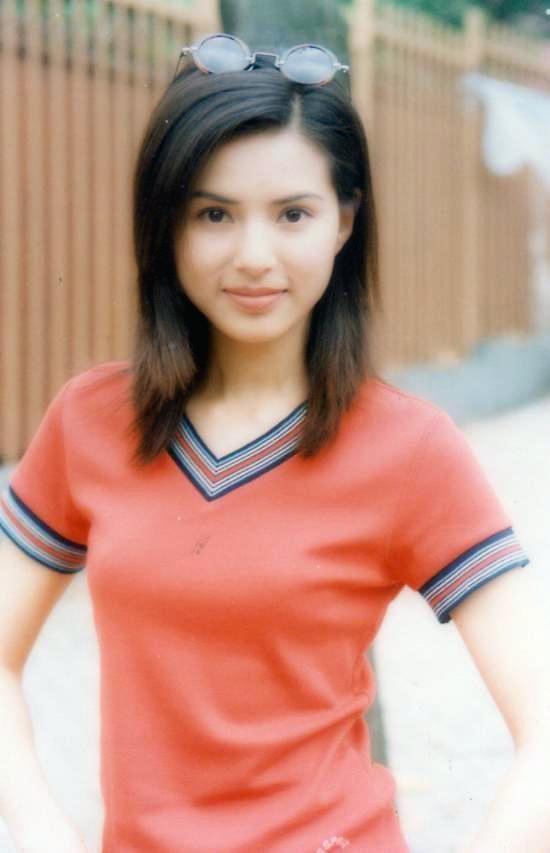 李若彤个人资料简介年龄，李若彤个人资料简历照片（把刘亦菲和李若彤放在一起）