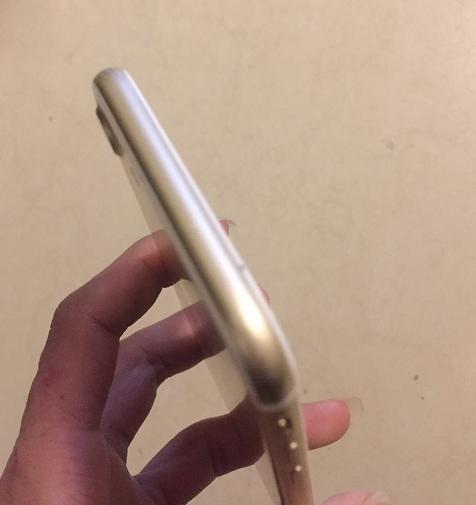 苹果32g内存够用吗，苹果32g够用吗（你的iPhone 7只买了32GB）