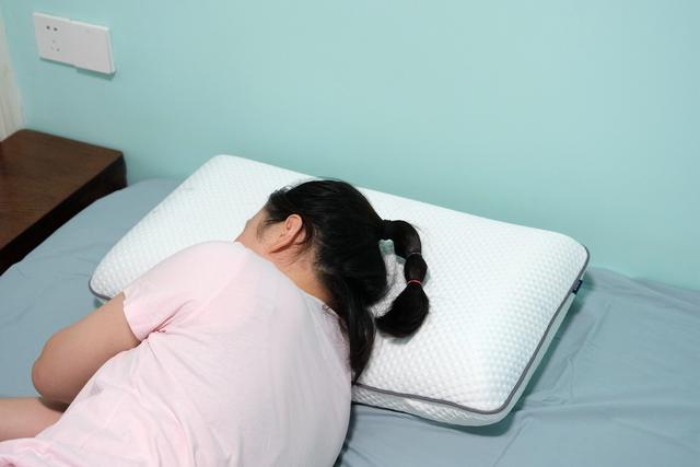 什么牌子的保健枕好2021保健枕品牌排名，保健枕头哪种好（源至德国的Emma记忆枕）