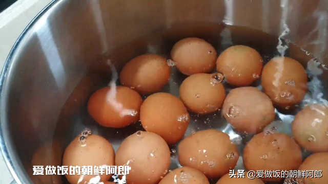 卤鸡蛋如何做，卤鸡蛋如何做才好吃（教你一招简单就能做出好吃10倍的卤鸡蛋）