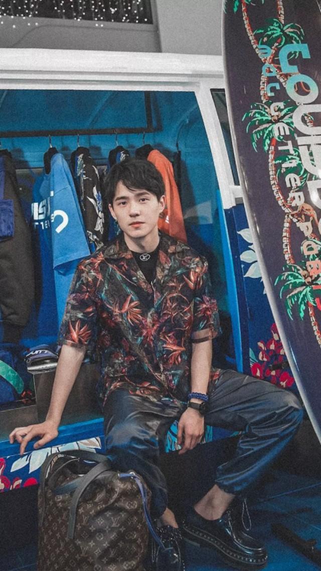 男生头像 刘昊然小哥哥 帅到犯规微信，男生头像 刘昊然小哥哥 帅到犯规（壁纸 ， 帅气的刘昊然）