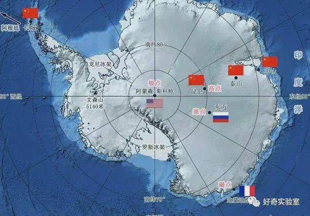 指南针红色的一头指向什么方向，指南针红色的一头指向什么方向蓝色（拿着指南针走到最南点后）