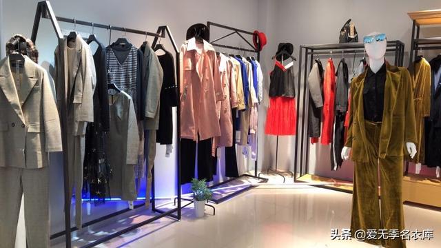 开服装店怎么找货源，开服装店如何找货源（开服装店的货源怎么组织）