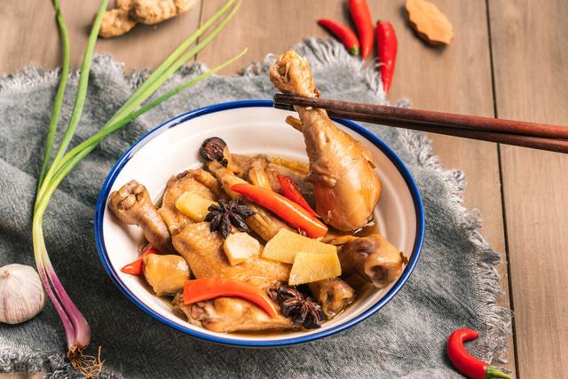 八角是什么，但成就了肉的香