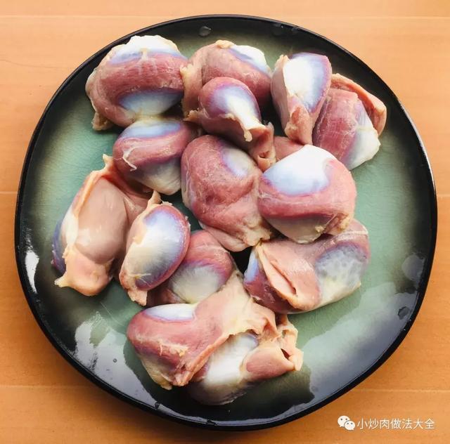 鸭胗和鸭肫的读音，鸭肫的读音（夏日凉菜精选——凉拌鸭肫）
