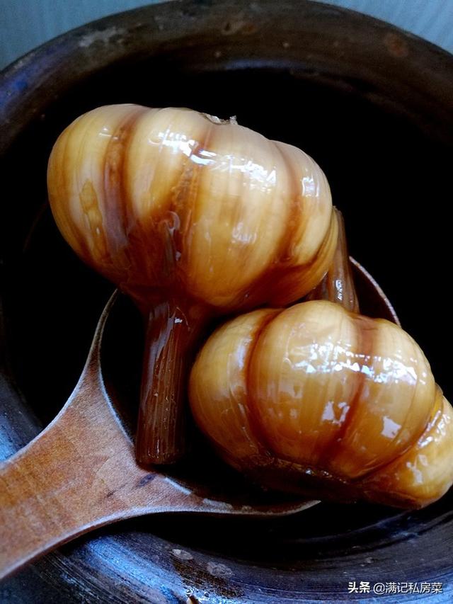 腌蒜的做法最正宗的做法，正宗白糖蒜的腌制方法（奶奶用了30多年腌糖蒜的配方）