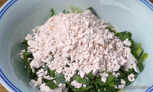 海蛎煎蛋怎么做，海蛎煎蛋的做法家常（看看福建大姐是怎么做的）