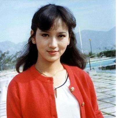 写给赵雅芝的情书,而黄元申此时早已和台湾影星史倩予结婚3年之久