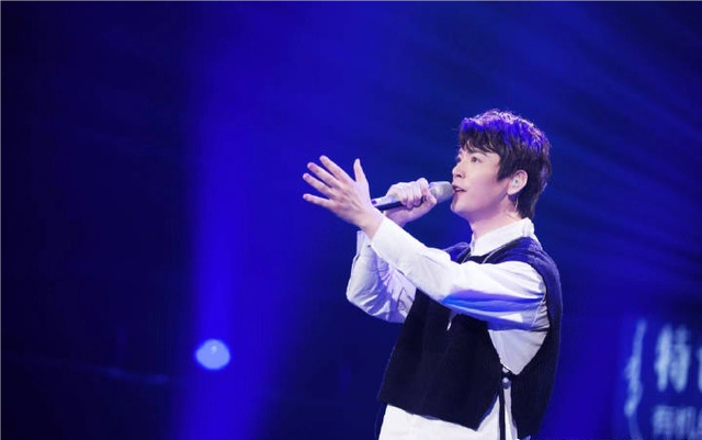 唱歌好听简单的技巧，什么是唱歌的技巧（怎么让自己唱歌变好听呢）