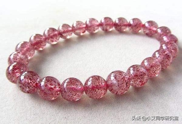 什么是沙金，什么是沙金手镯（太阳般的闪耀,光芒万丈;金子般的光泽,闪闪发光-这就是砂金效应）