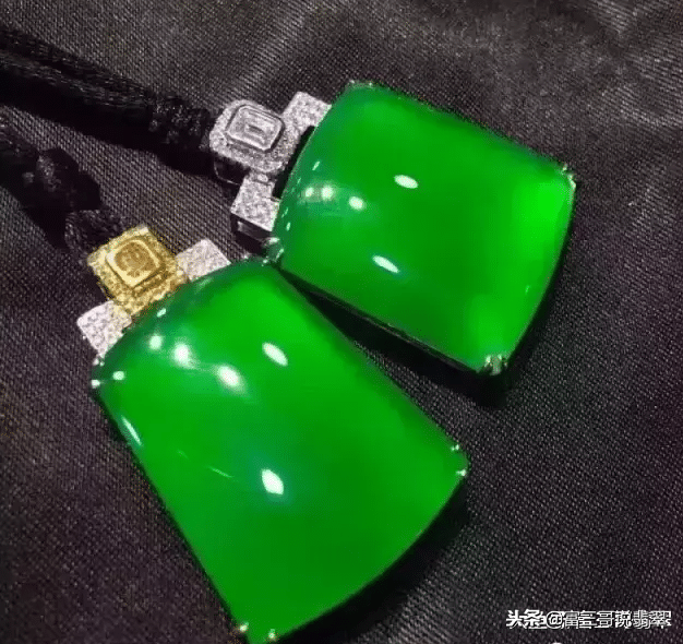 玉与翡翠的区别，翡翠和玉的区别（这些事你要分辨清楚）