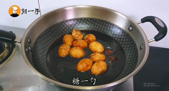 炸鸡蛋的做法简单好吃，吃了那么多年鸡蛋