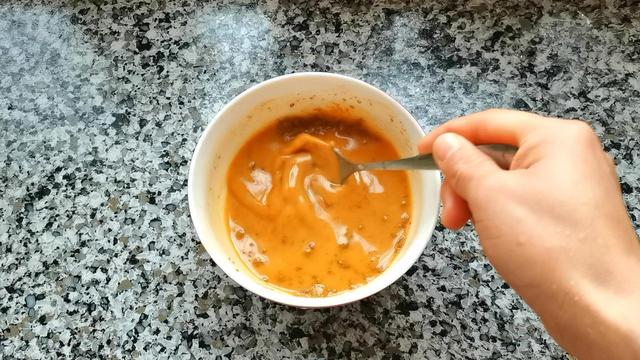 自制手抓饼皮的做法，自制手抓饼皮的做法简单（做成手抓饼或酱香饼）