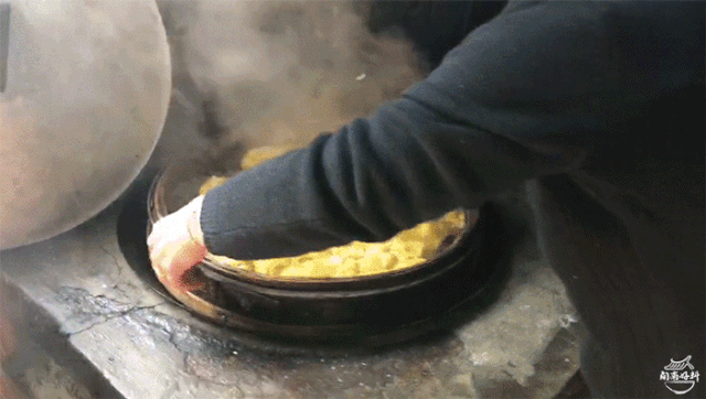 猪头皮怎么炒，猪头皮怎么炒不腻（过后，我们一起去吃泉州的好料）