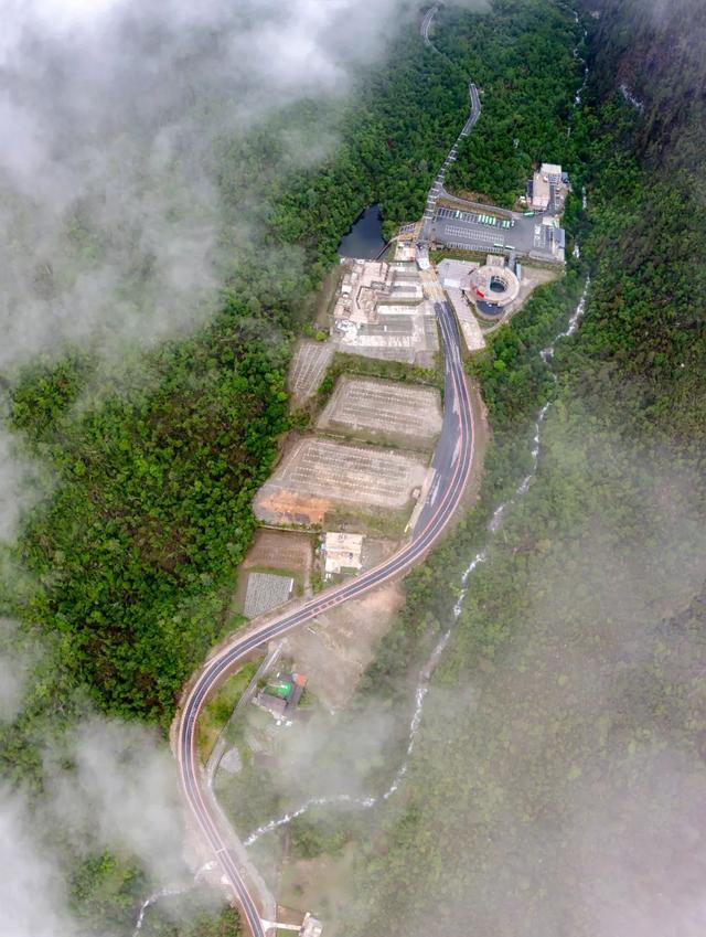 中国最美景观大道是从哪儿到哪儿，中国最美景观大道318国道从哪儿到哪儿（带你走进“中国人的景观大道”）