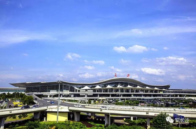 长沙市区是哪个区,长沙市中心在哪个位置(长沙<湖南省省会>) 长沙市区是哪个区,长沙市中心在哪个位置(长沙<湖南省省会>)