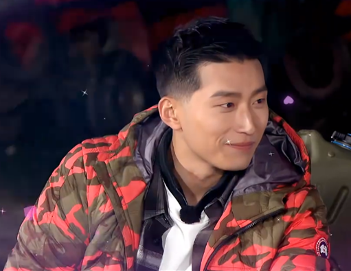 窦骁何超莲分手原因，何超莲窦骁分手是真的吗（其实人家的恩爱都藏在细节里）