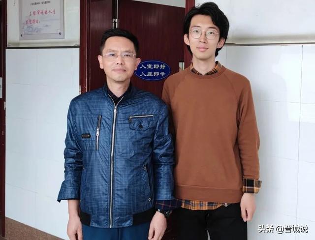 总裁的替身前妻冠华居燕子717微博，燕子712原创歌曲（晋城一中学子接力传承继续一中执教）