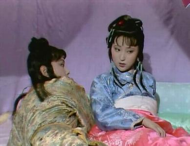 通灵宝玉的来历，红楼梦贾宝玉背后故事（通灵宝玉的来历暴露其真正身世）