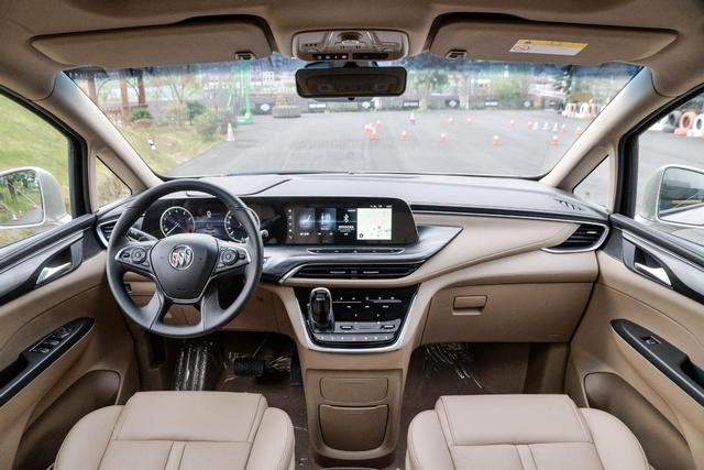 别克gl8有四驱车型吗，别克GL8哪一款是四驱（我终于知道它为什么能稳坐MPV市场第一了）