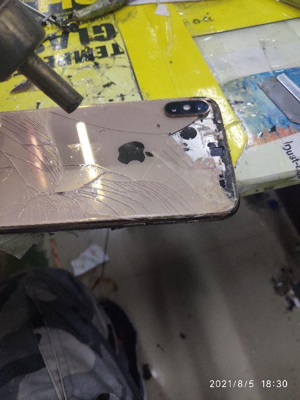 VIVOV3MA后壳怎么样打开，vivov3maxa后壳怎么开（手机维修小小知识，换手机后盖）