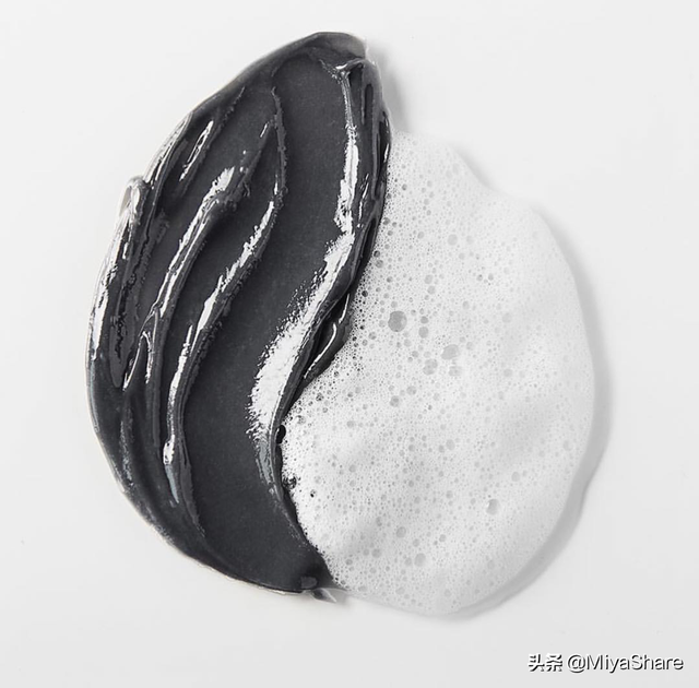 卸妆油进眼睛里模糊怎么办，卸妆膏的正确使用方法（你的卸妆方法错了）