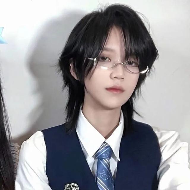 小众情头，微信头像，小众情头（情侣头像，小众情头）