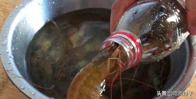 鲜虾怎么冷冻保存为最新鲜，活虾怎么保存为新鲜（冻几个月还像刚买的）