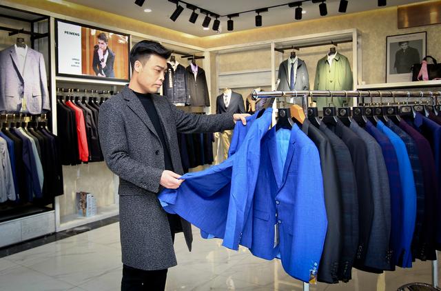 培蒙男装是几线品牌，培罗蒙男装什么档次（从培蒙单品代理到全国总代）