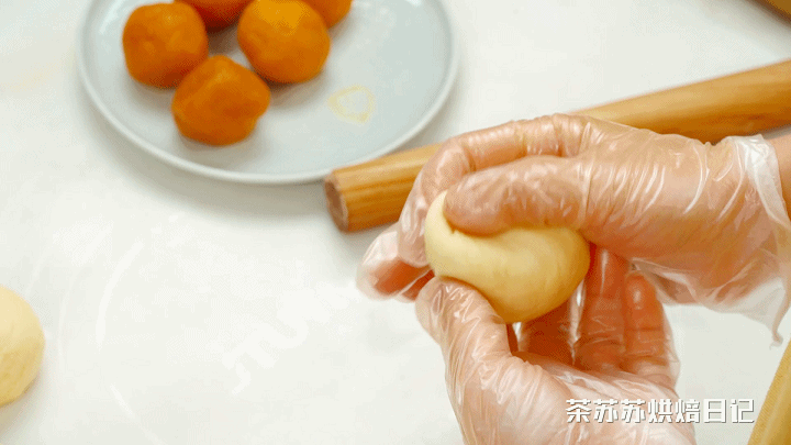 最易学的4种带馅面包的造型方法，最易学的4种带馅面包的造型方法视频（造型像个鼓，绵软超好吃）